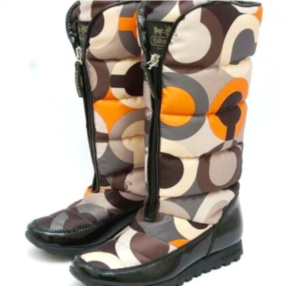 Coach Snow boots size 7 - Picture 1 of 11